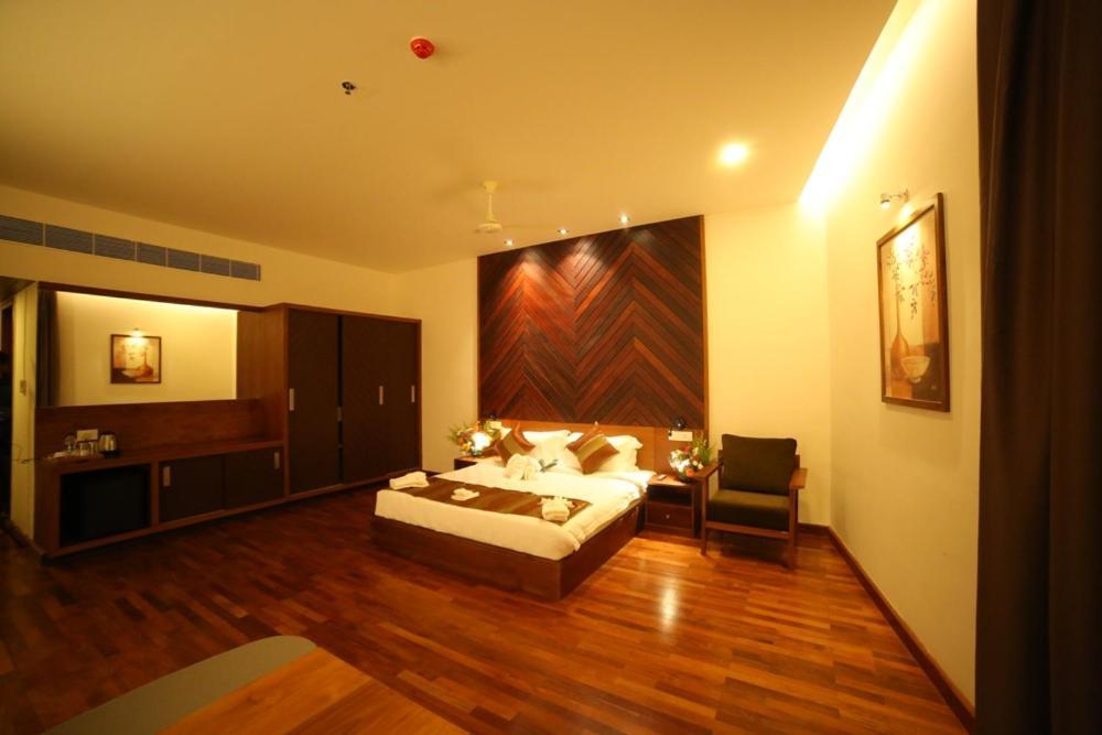 Woodies Bleisure Hotel Kozhikode Exteriör bild
